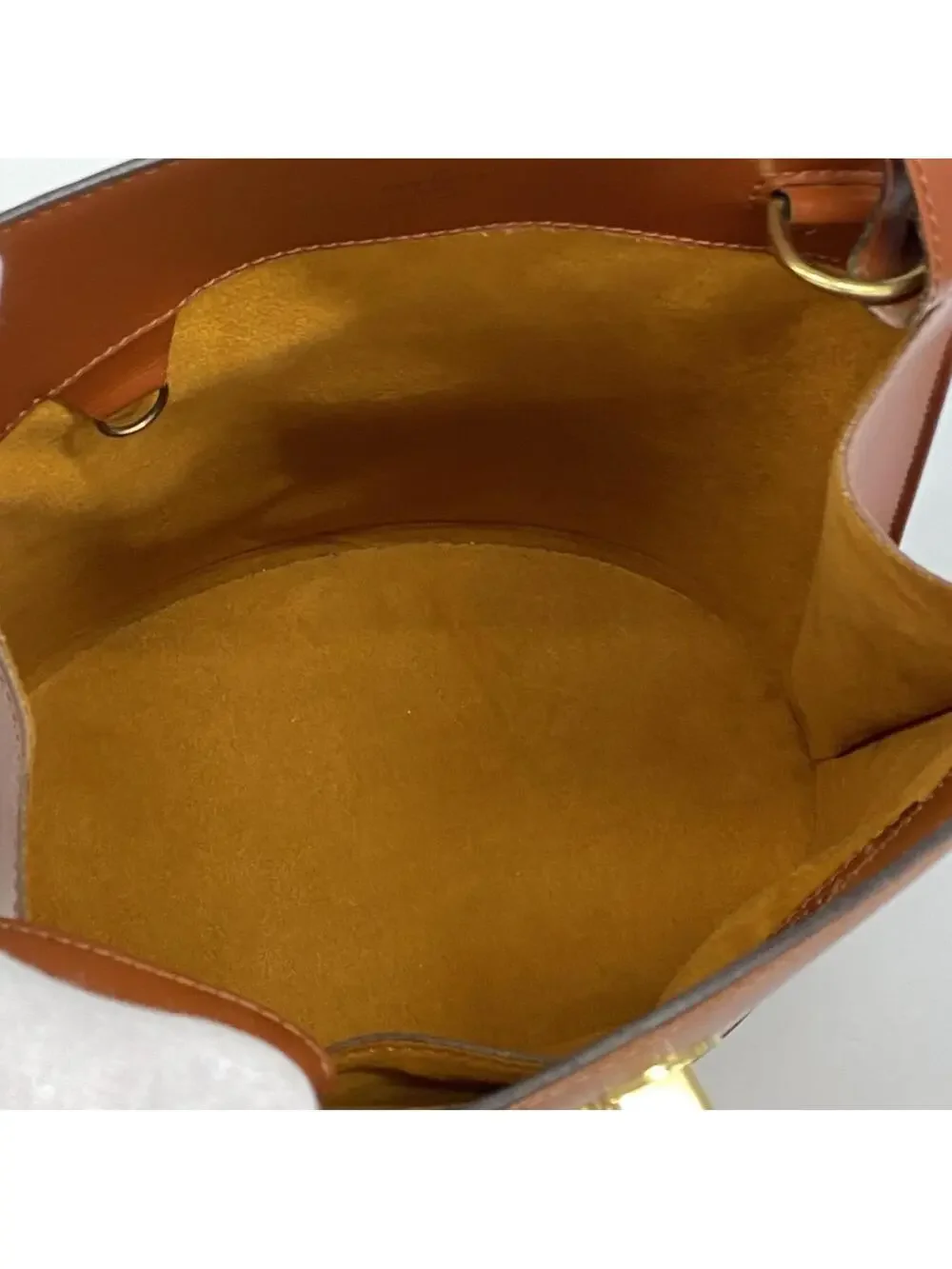 Louis Vuitton Cluny Shoulder Bag Epi #309523L62B